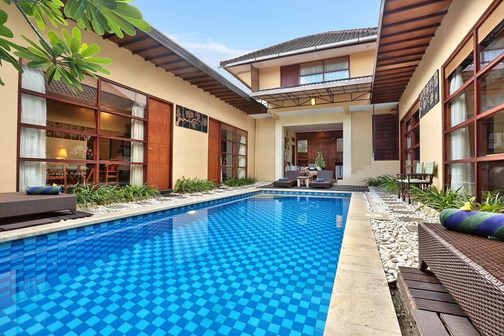 The Vie Villa Legian Εξωτερικό φωτογραφία