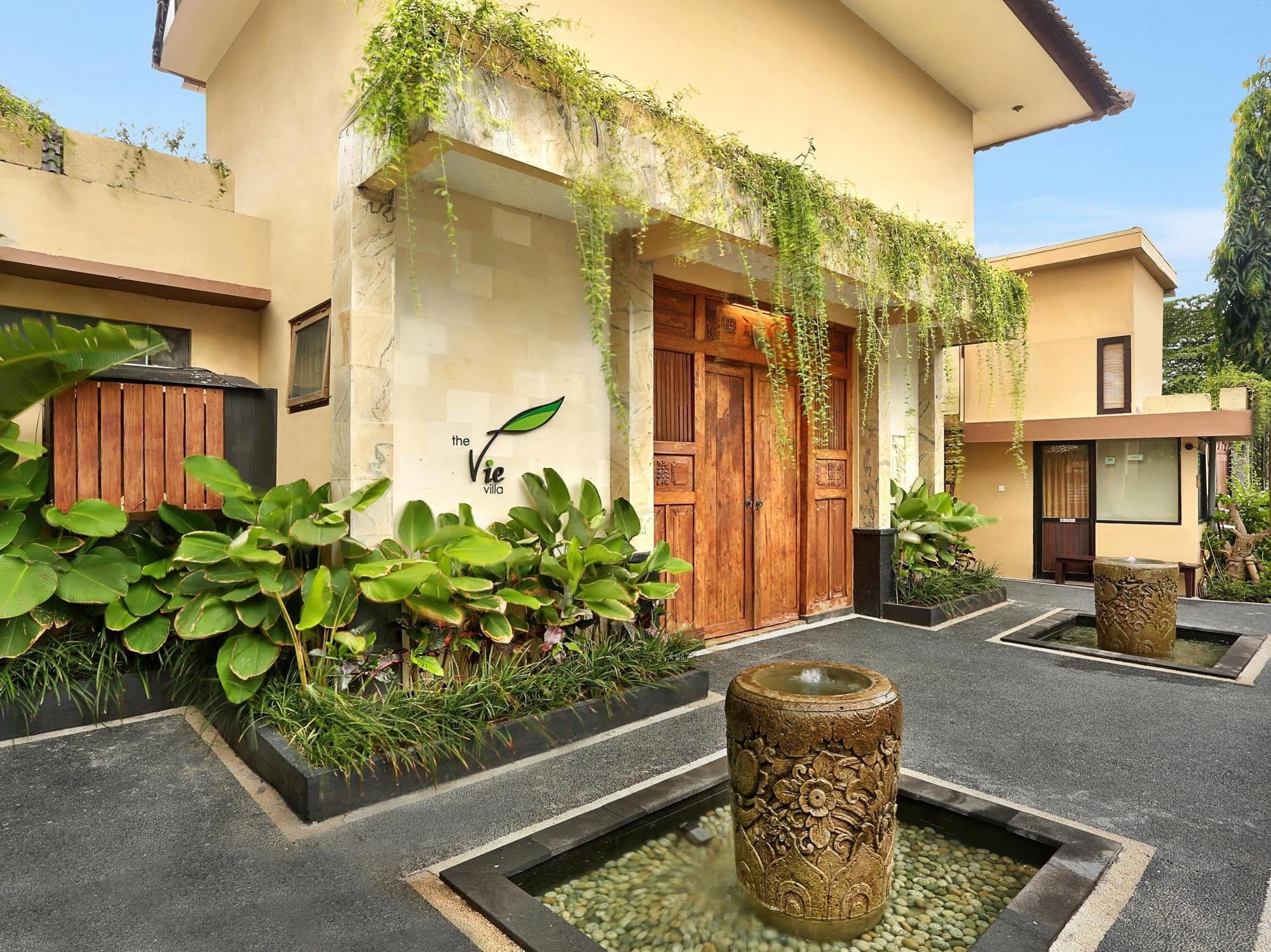 The Vie Villa Legian Εξωτερικό φωτογραφία